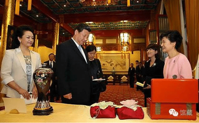 《喜凤瓶》被作为国礼赠送韩国总统朴槿惠